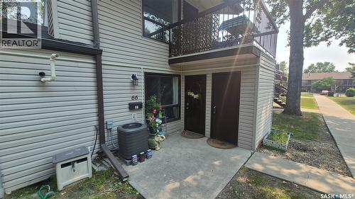 66 Gore Place, Regina, SK - Outdoor