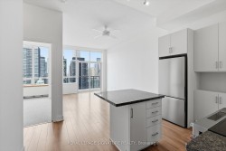 PH7-28 Linden Street Toronto, ON M4Y 0A4