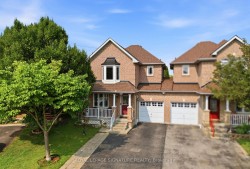 2449 BANKSIDE DR Drive  Mississauga, ON L5M 6E6