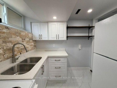 Bsmt-869 Marinet Crescent, Pickering, ON 