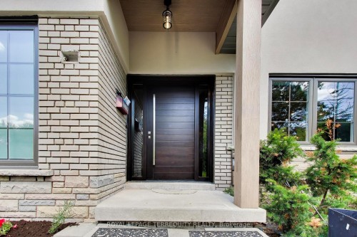 1621 Skyline Drive, Mississauga, ON - Outdoor With Exterior