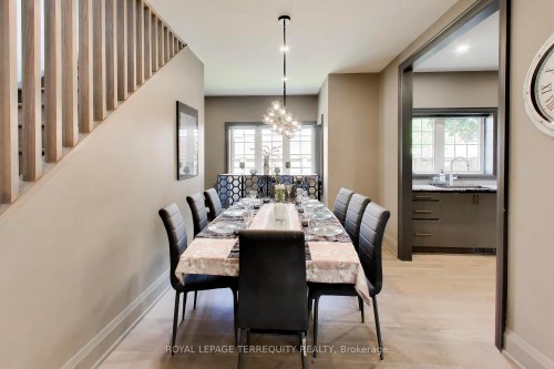 1621 Skyline Drive, Mississauga, ON - Indoor Photo Showing Dining Room
