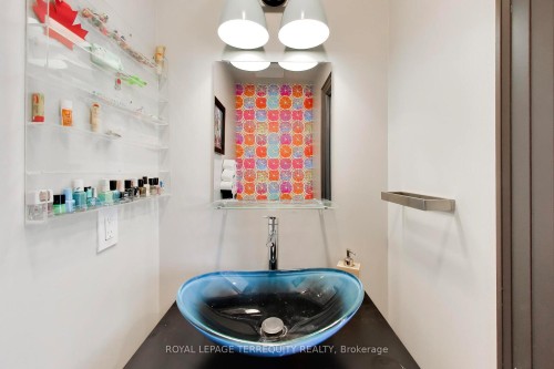 1621 Skyline Drive, Mississauga, ON - Indoor