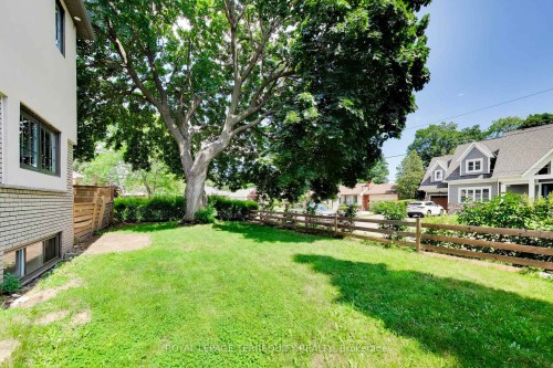 1621 Skyline Drive, Mississauga, ON - Outdoor