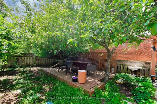 1621 Skyline Drive, Mississauga, ON - Outdoor