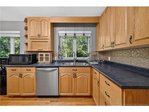 410 Densmore St, Bathurst, NB 