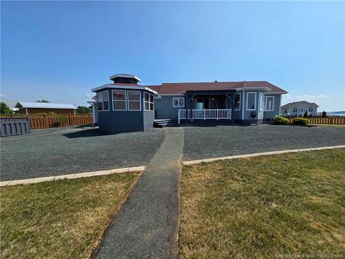 25 Bayshore, Bathurst, NB 