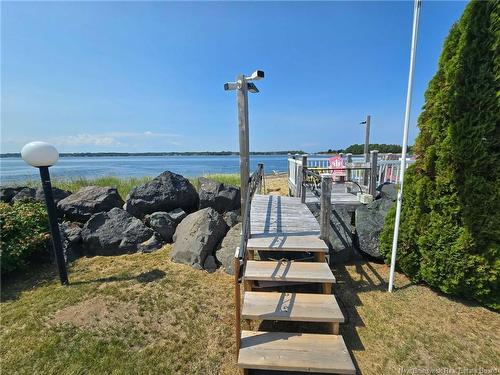 25 Bayshore, Bathurst, NB 