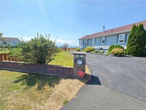 25 Bayshore, Bathurst, NB 