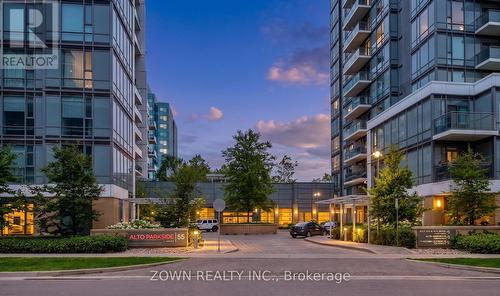 0124 - 55 Ann O'Reilly Road, Toronto, ON - Outdoor