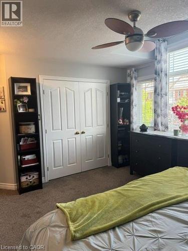 102 Willow Lane, Grimsby, ON - Indoor Photo Showing Bedroom
