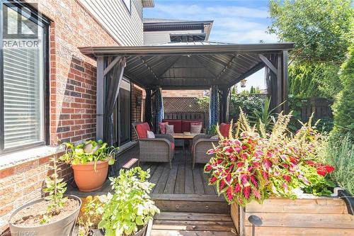 102 Willow Lane, Grimsby, ON - Outdoor With Deck Patio Veranda With Exterior