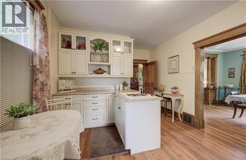 46 Ellen Street W, Kitchener, ON - Indoor