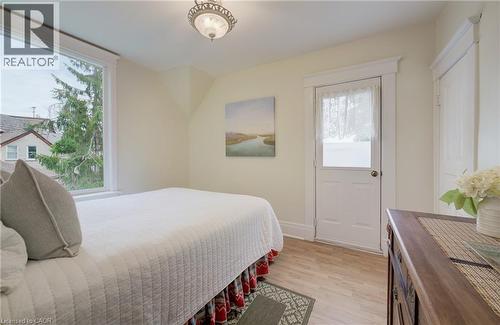 46 Ellen Street W, Kitchener, ON - Indoor Photo Showing Bedroom