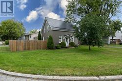 61 PELHAM STREET Quinte West (Trenton Ward), ON K8V 4T8