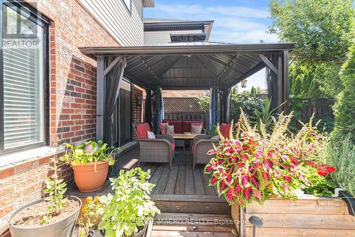 102 Willow Lane, Grimsby, ON - Outdoor With Deck Patio Veranda With Exterior
