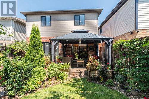 102 Willow Lane, Grimsby, ON - Outdoor
