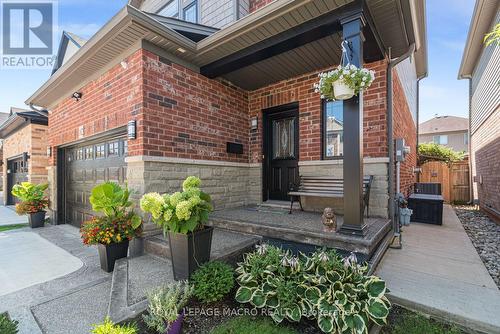 102 Willow Lane, Grimsby, ON - Outdoor