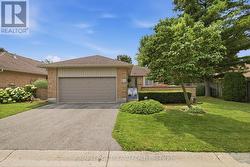 11 - 5 CADEAU TERRACE  London South (South B), ON N6K 4H1