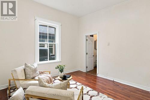 650 Oxford Street E, London East (East C), ON - Indoor Photo Showing Living Room