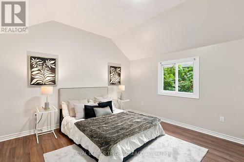 650 Oxford Street E, London East (East C), ON - Indoor Photo Showing Bedroom