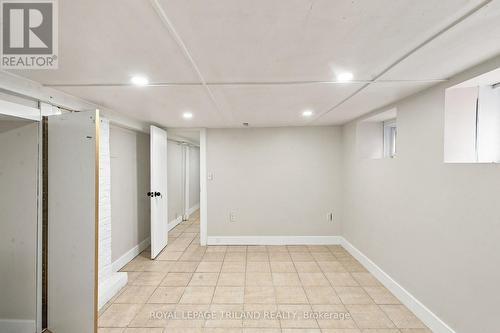 650 Oxford Street E, London East (East C), ON - Indoor Photo Showing Other Room