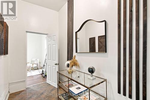 650 Oxford Street E, London East (East C), ON - Indoor Photo Showing Other Room