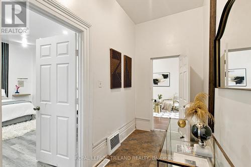 650 Oxford Street E, London East (East C), ON - Indoor Photo Showing Other Room