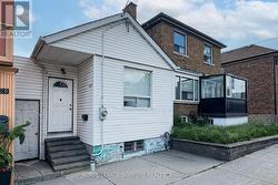 BASEMENT - 422 OAKWOOD AVENUE  Toronto, ON M6E 2W3