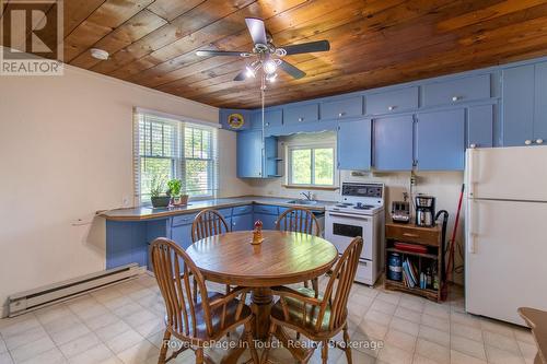 8 Conc 5 Road W, Tiny (Wyevale), ON - Indoor Photo Showing Dining Room