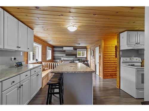 102 Main Road, Bellevue, NL - Indoor Photo Showing Kitchen