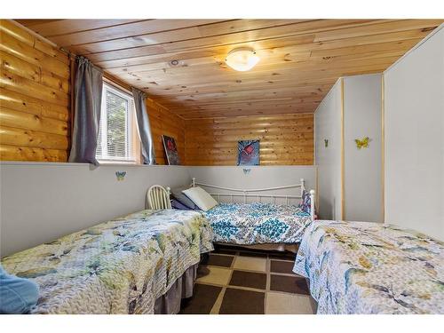 102 Main Road, Bellevue, NL - Indoor Photo Showing Bedroom
