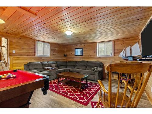 102 Main Road, Bellevue, NL - Indoor