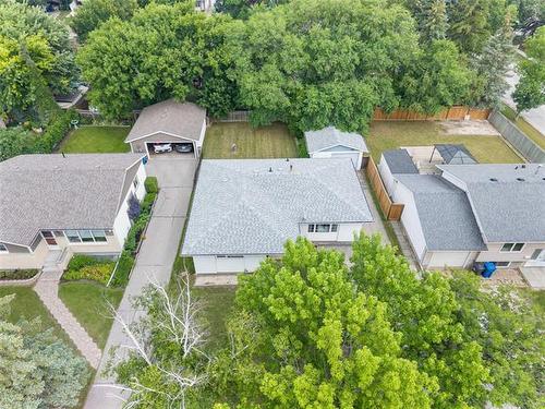 60 Kersey Bay, Winnipeg, MB - Outdoor