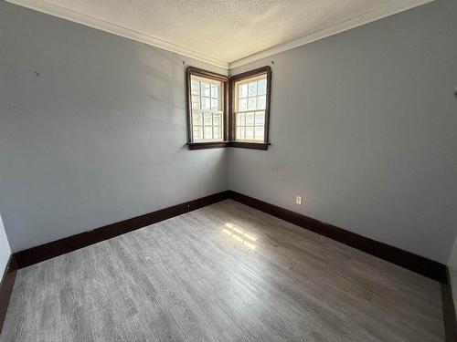 232 Mckellar Street S, Thunder Bay, ON - Indoor Photo Showing Other Room
