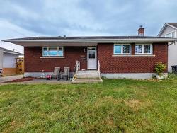 468 Heather Crescent  Thunder Bay, ON P7E 5K9
