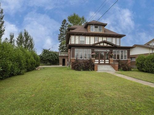 74 Prospect Avenue  Thunder Bay, ON P7A 5L2