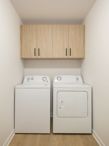 Salle de lavage - 301-465 Rue Lafleur, Brownsburg-Chatham, QC - Indoor Photo Showing Laundry Room