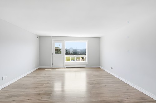 Salon - 402-90 Rue Front, Gatineau (Aylmer), QC - Indoor Photo Showing Other Room