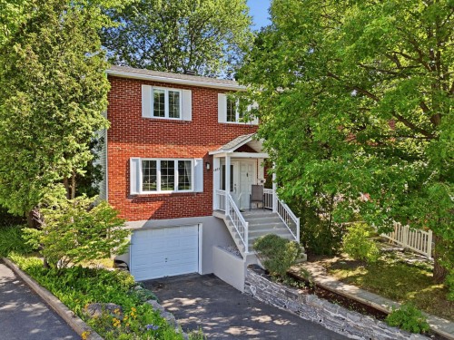 1051 Rue Fournier  Longueuil (Le Vieux-Longueuil), QC J4J 4Y5