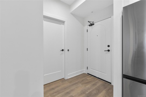 #306-1114 Samar Cres, Langford, BC - Indoor Photo Showing Other Room