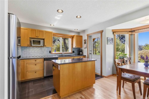 7827 Dalrae Pl, Sooke, BC 