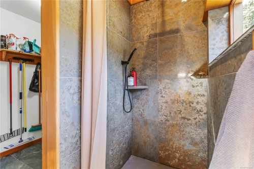 7827 Dalrae Pl, Sooke, BC 