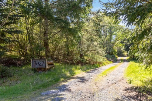 7827 Dalrae Pl, Sooke, BC 