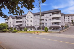 #307-1631 Dufferin Cres Nanaimo, BC V9S 5T4