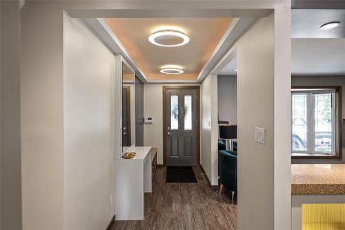 67 Greenlea Cove, Winnipeg, MB - Indoor Photo Showing Other Room