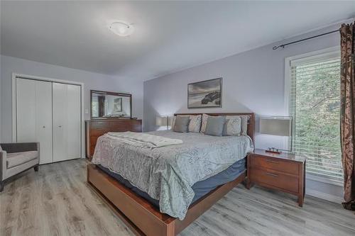41 Brayden Dr, Arnes, MB - Indoor Photo Showing Bedroom