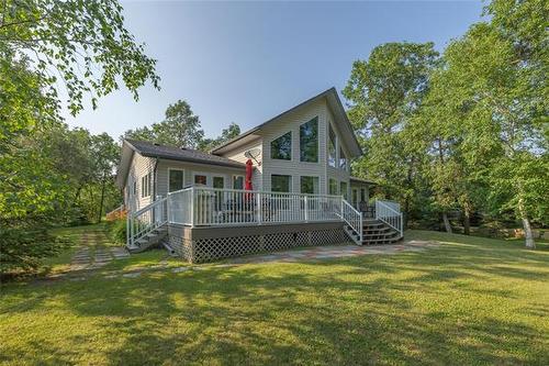 41 Brayden Dr, Arnes, MB - Outdoor With Deck Patio Veranda