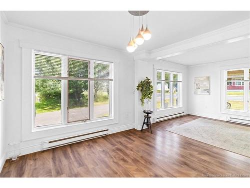 433 Pleasant Dr, Minto, NB 