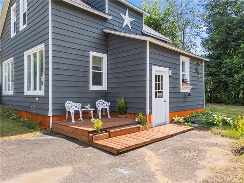 433 Pleasant Dr, Minto, NB 